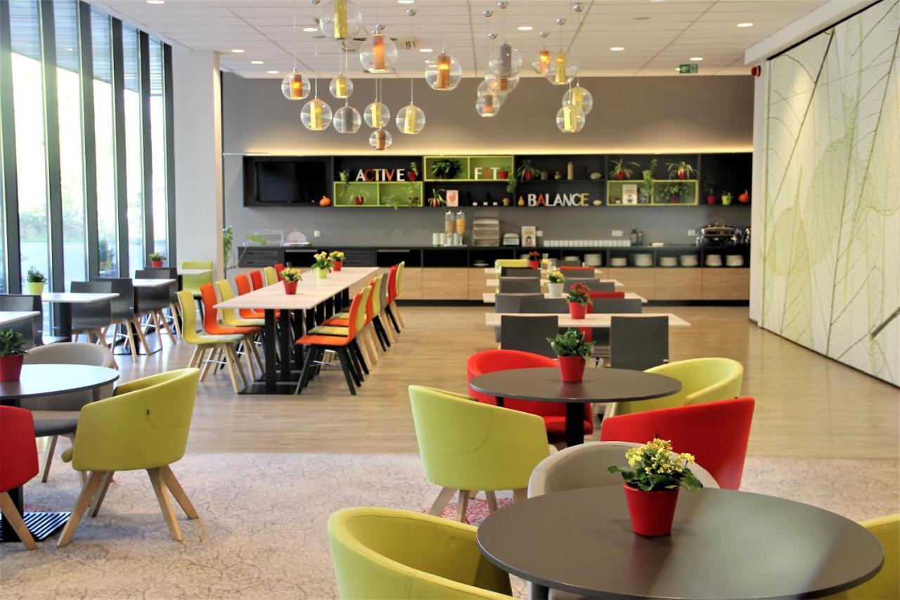 Active Hotel วรอตซวาฟ ภายนอก รูปภาพ