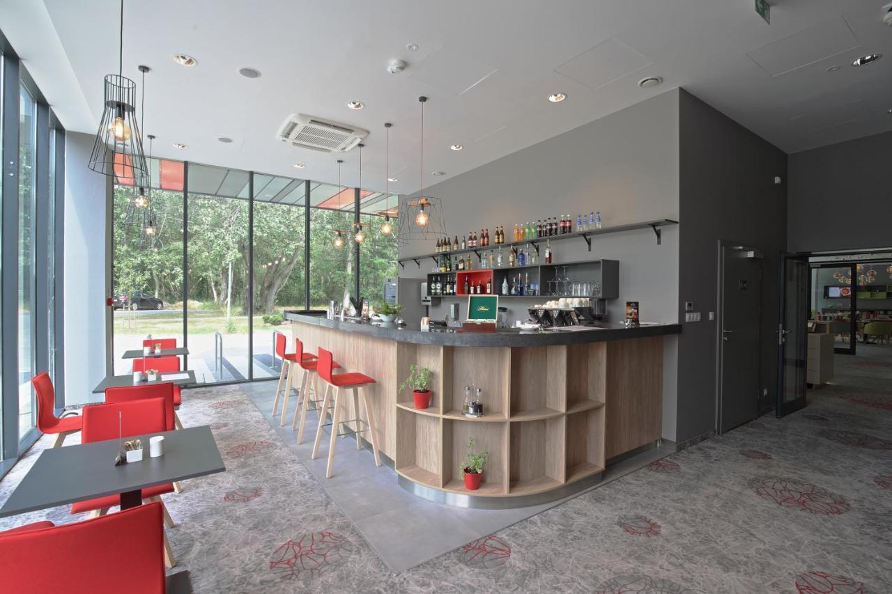 Active Hotel วรอตซวาฟ ภายนอก รูปภาพ